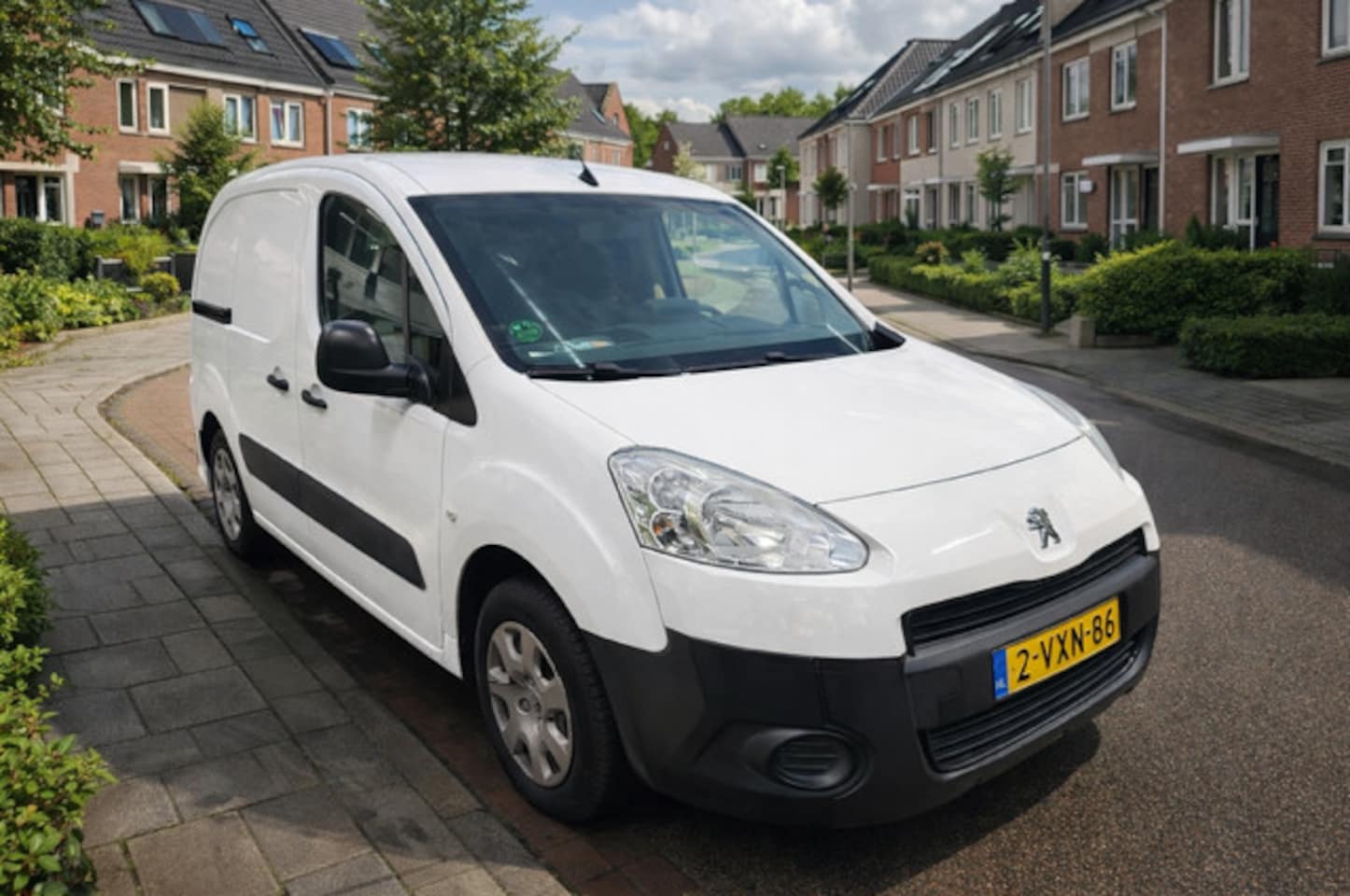 Peugeot Partner - 120 1.6 e-HDI L1 XT Profit + bj12 3 zits - AutoWereld.nl