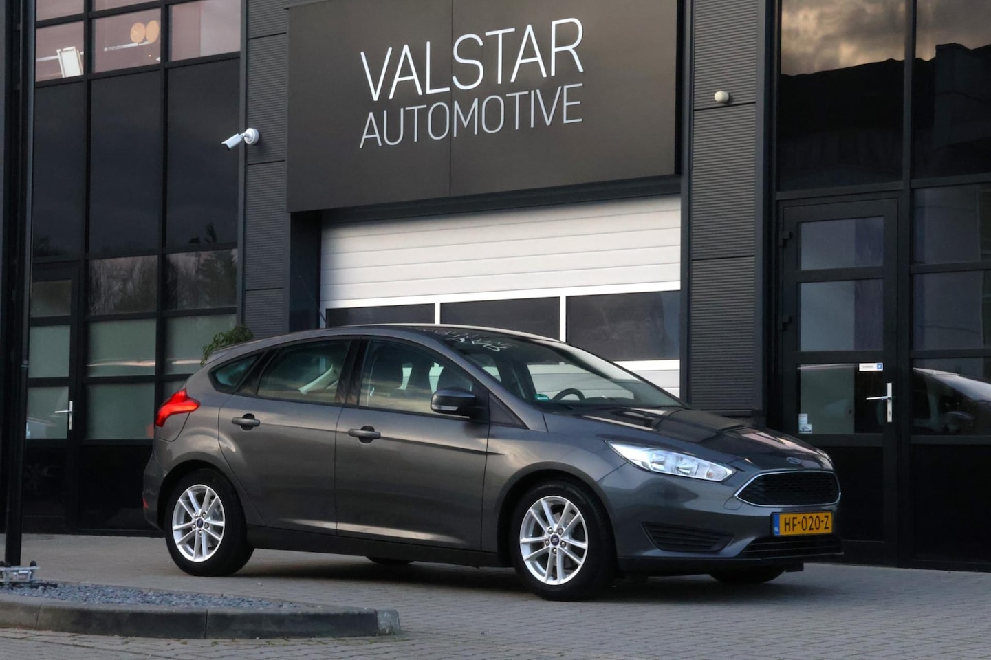 Ford Focus - 1.0 Trend Edition | Trekhaak | Nieuwe Distributieriem! - AutoWereld.nl
