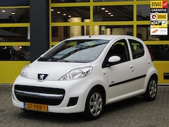 Peugeot 107 - 1.0-12V Millesim 200