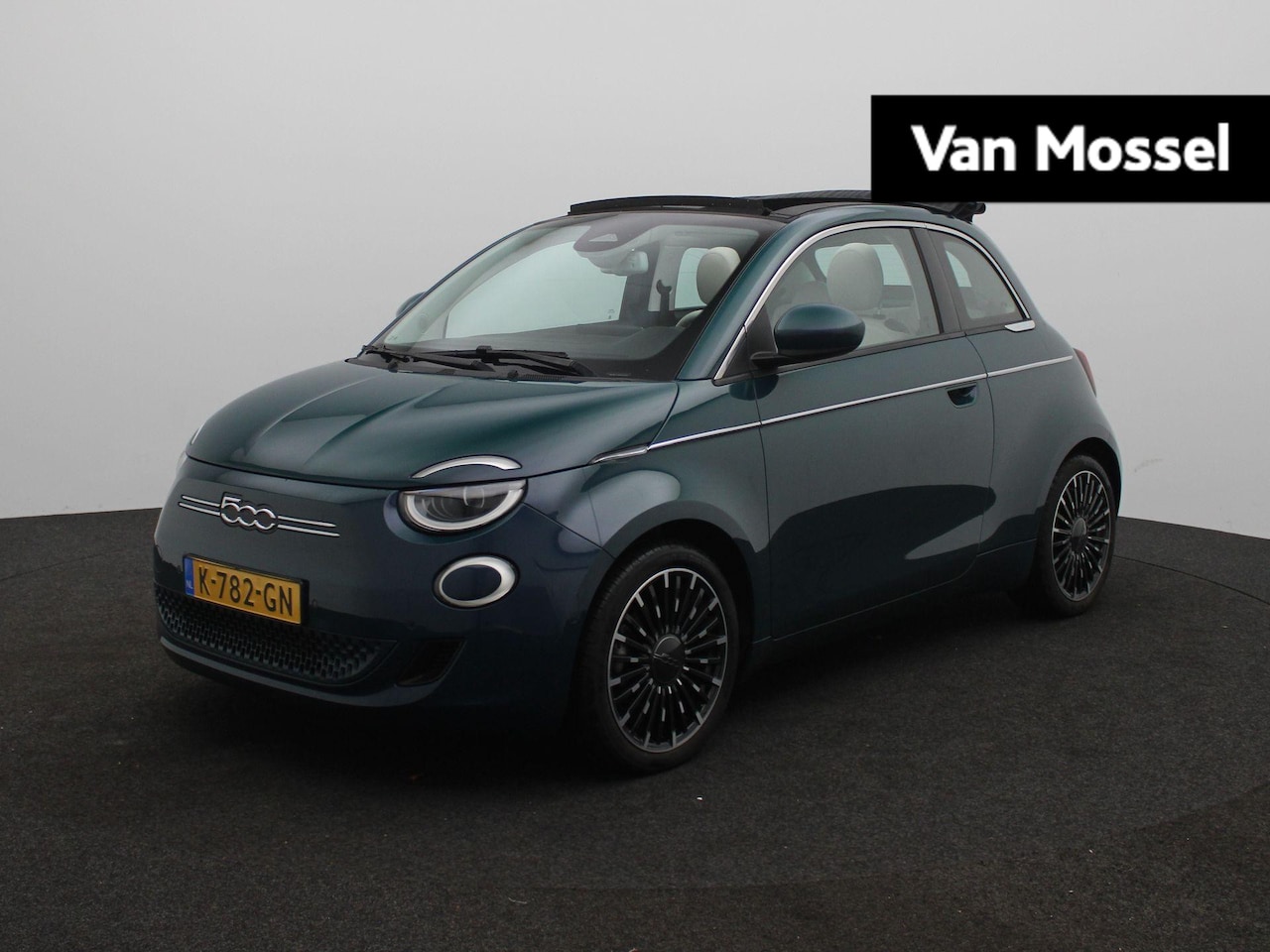 Fiat 500 C - La Prima 42 kWh | Apple Carplay | Navigatie | Camera | Climate control | - AutoWereld.nl