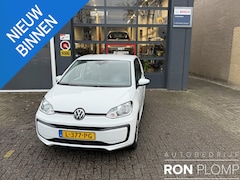 Volkswagen Up! - 1.0 / Airco clima/ Cruise/ Navigatie via App/ Cruise/ PDC/ Camera
