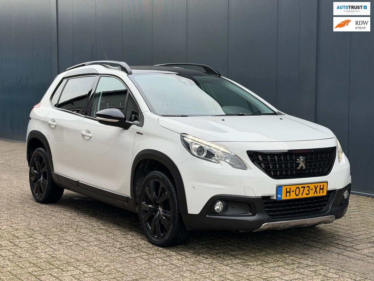 Peugeot 2008 - 1.2 PureTech GT-Line|AUT|Pano|StoelVW|Boekjes! - AutoWereld.nl
