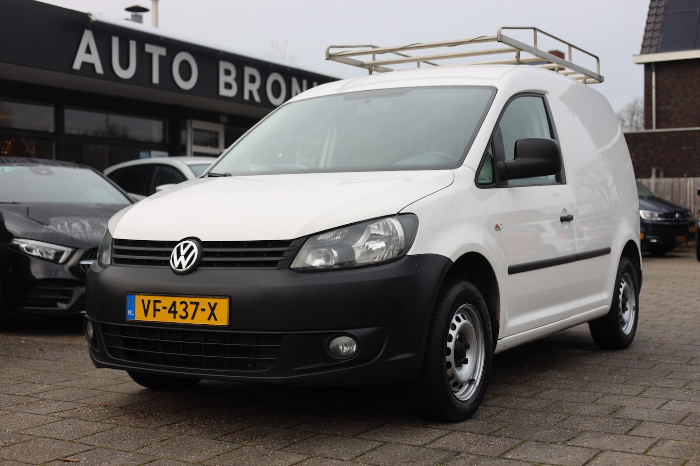 Volkswagen Caddy - 1.6 TDI | AIRCO | EL PAKKET | TREKHAAK - AutoWereld.nl