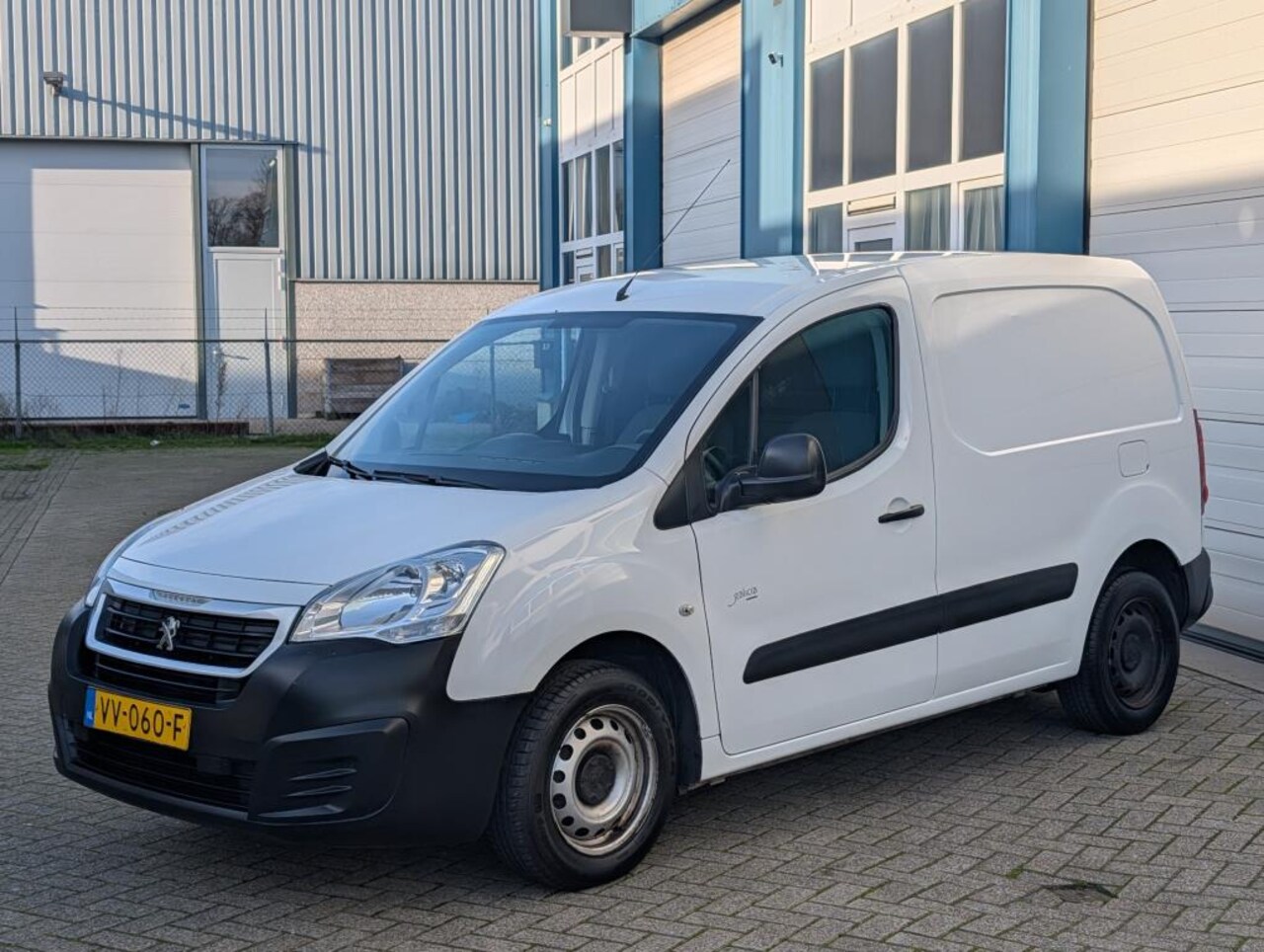 Peugeot Partner - 120 1.6 HDi 75 L1 XR Airco Eerste Eigenaar NAP - AutoWereld.nl