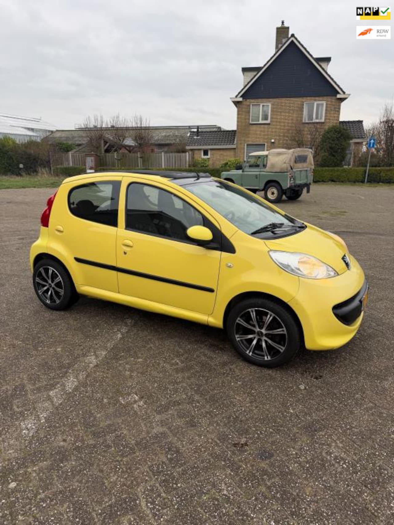 Peugeot 107 - 1.0-12V XS Automaat||Airco|Cabrio|NAP - AutoWereld.nl