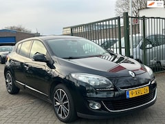 Renault Mégane - 1.2 TCe Bose 1e eigenaar airco cruis control cv op afs
