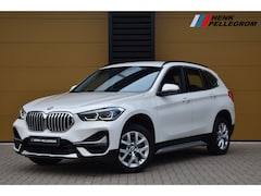 BMW X1 - sDrive20i Executive * Trekhaak * Face Lift model * LED * Sportstoelen