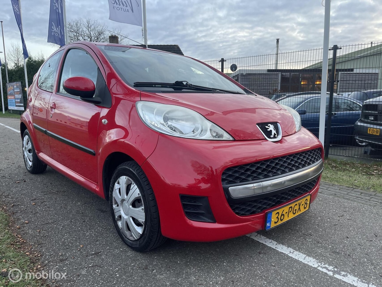 Peugeot 107 - 1.0-12V XS | 5 Deurs | APK 7-2026 - AutoWereld.nl
