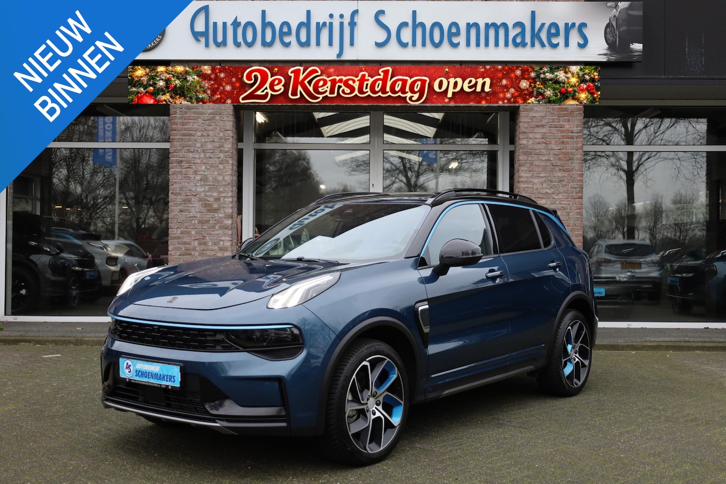 Lynk & Co 01 - 1.5 MY23! ZWARTE-HEMEL ROLHOES MY23 360-CAMERA PANO/SCHUIF INFINITY DAB NAVI CARPLAY STOEL - AutoWereld.nl