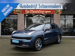 Lynk & Co 01 - 1.5 MY23 ZWARTE-HEMEL ROLHOES MY23 360-CAMERA PANO/SCHUIF INFINITY DAB NAVI CARPLAY STOELV