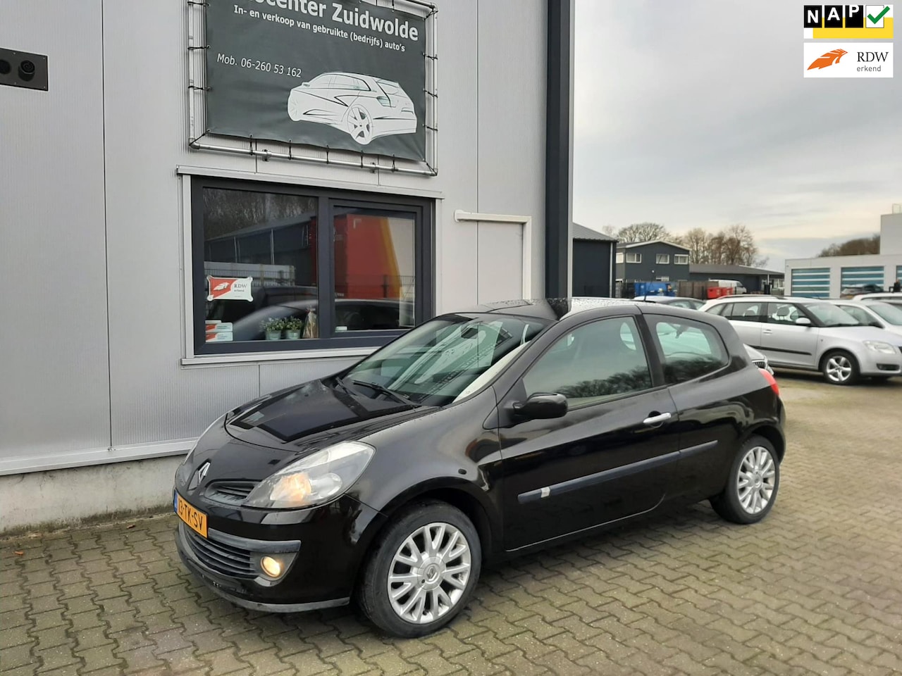 Renault Clio - 1.4-16V Dynamique Luxe 1.4-16V Dynamique Luxe - AutoWereld.nl