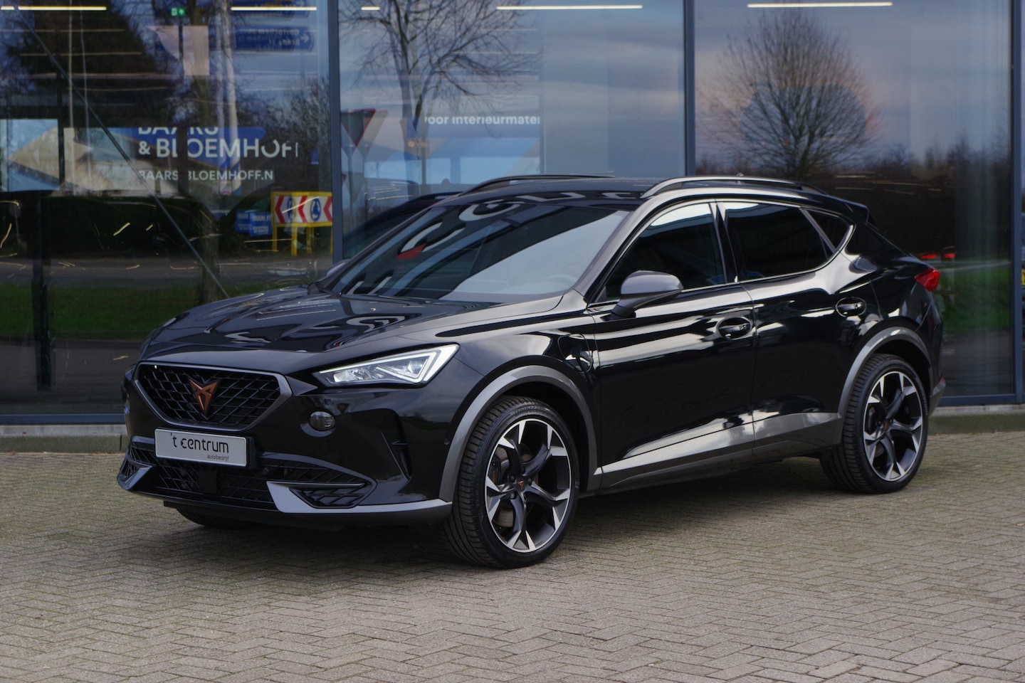 CUPRA Formentor - 1.4 e-Hybrid VZ Performance 1.4 e-Hybrid VZ 245 PK Performance, Winterpakket, Adap. Cruise Control, Carplay, Camera - AutoWereld.nl