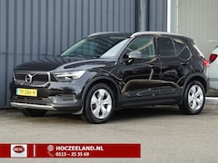 Volvo XC40 - 2.0 T4 Momentum