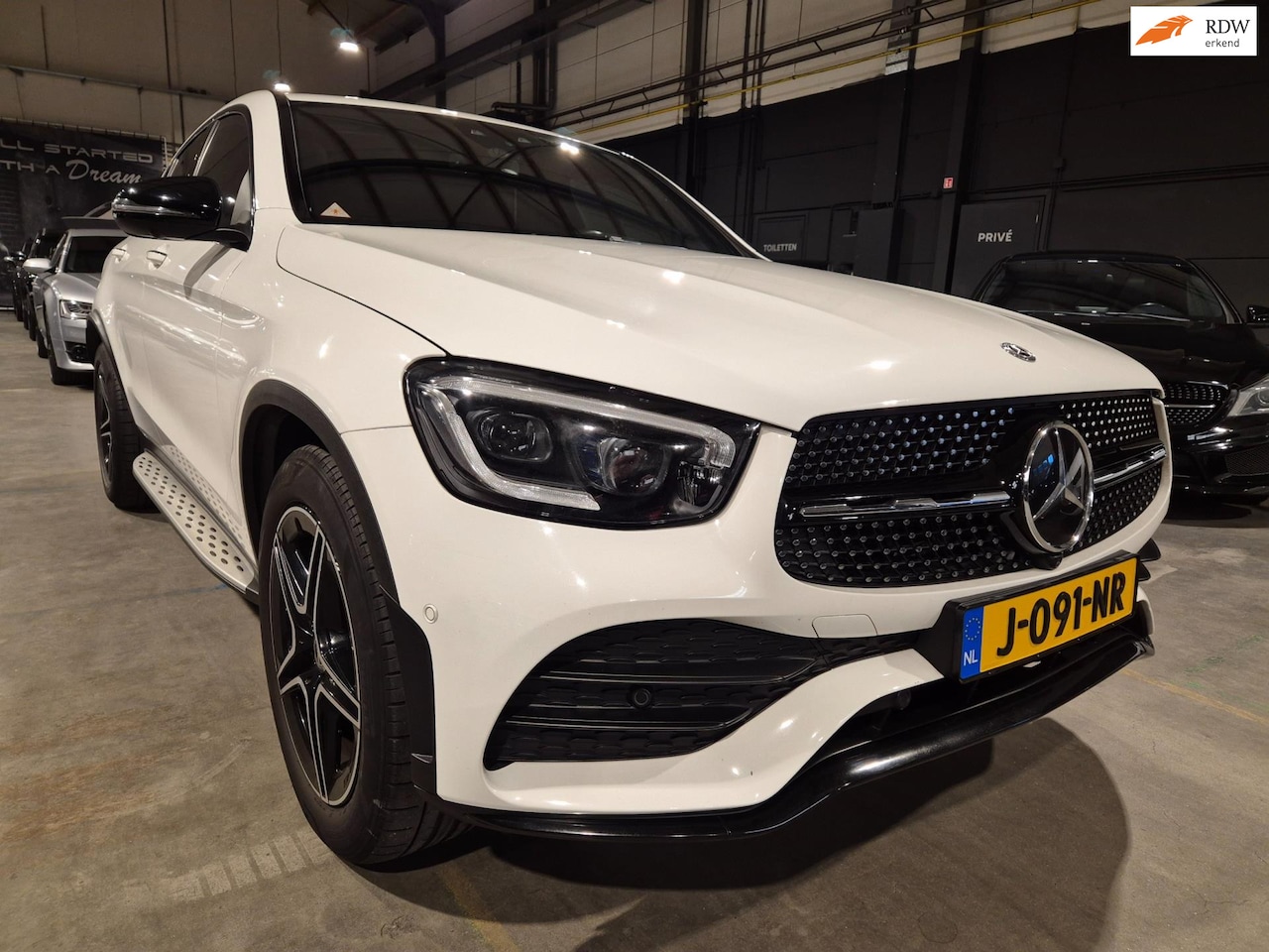 Mercedes-Benz GLC-klasse Coupé - 300 4MATIC Premium Plus - Schuifdak - Burmeister - Leder - Memory - 360 Camera - AutoWereld.nl