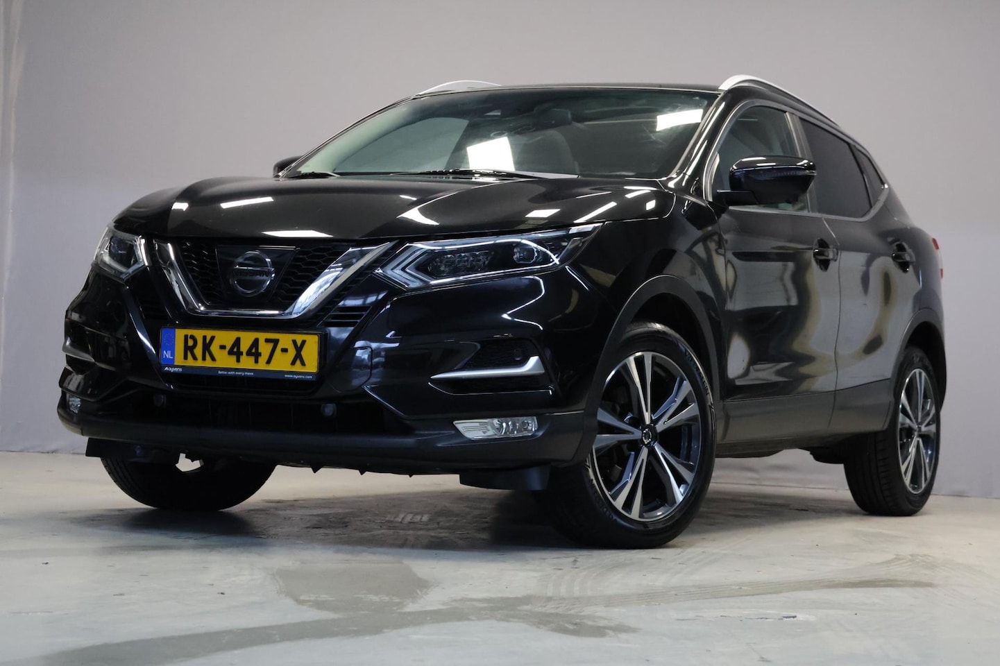 Nissan Qashqai - 1.2 N-Connecta |Panorama|360 Cam|Leer| - AutoWereld.nl