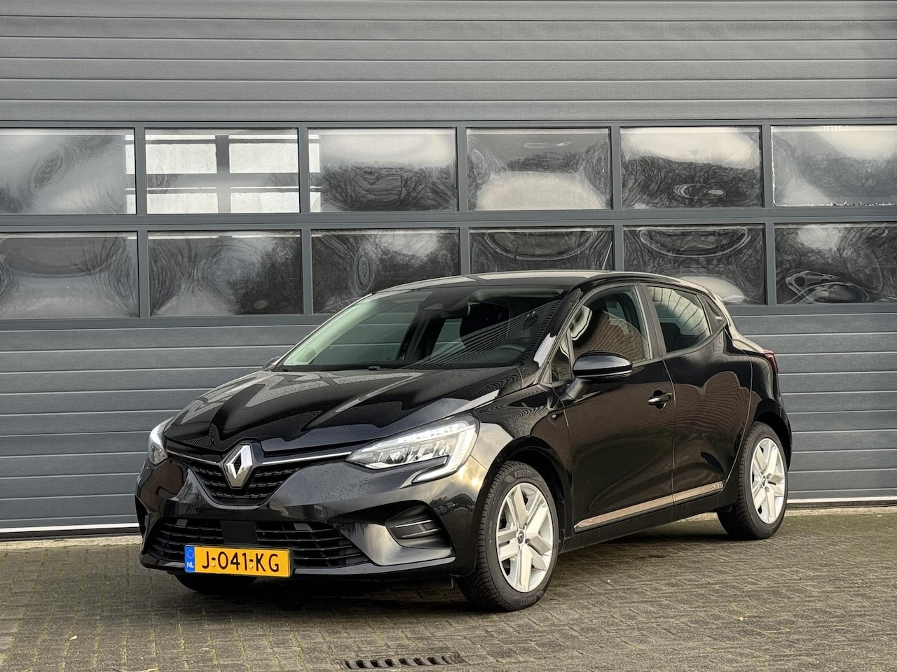 Renault Clio - 1.0 TCE ZEN I APPLE CARPLAY I 5-DEURS I AIRCONDITIONING I CRUISE CONTROL - AutoWereld.nl