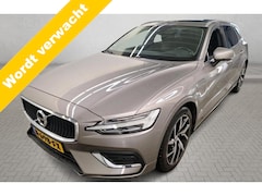 Volvo V60 - 2.0 T6 Recharge 340 pk AWD Momentum Pro Navigatie Trekhaak Panoramadak Head Up Camera Dab