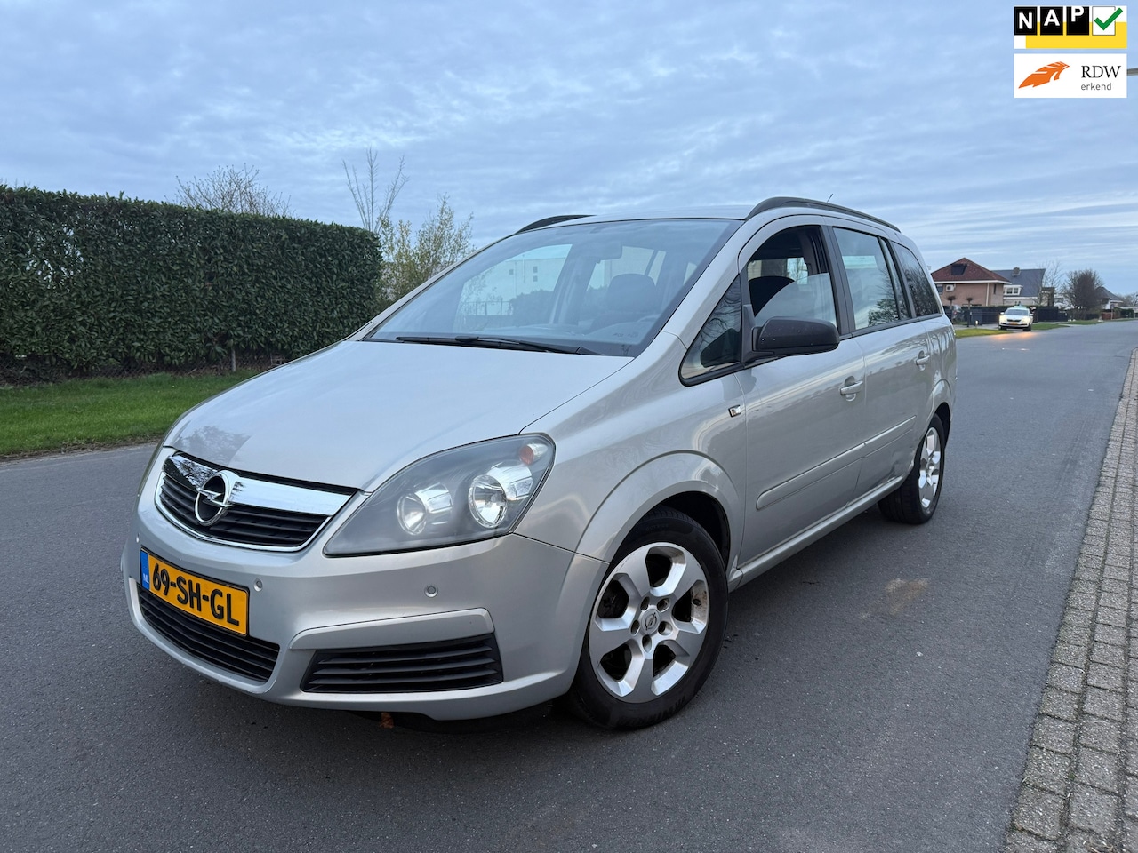 Opel Zafira - 2.2 Enjoy AUT/CLIMA/NAP/APK/7.PERS. - AutoWereld.nl