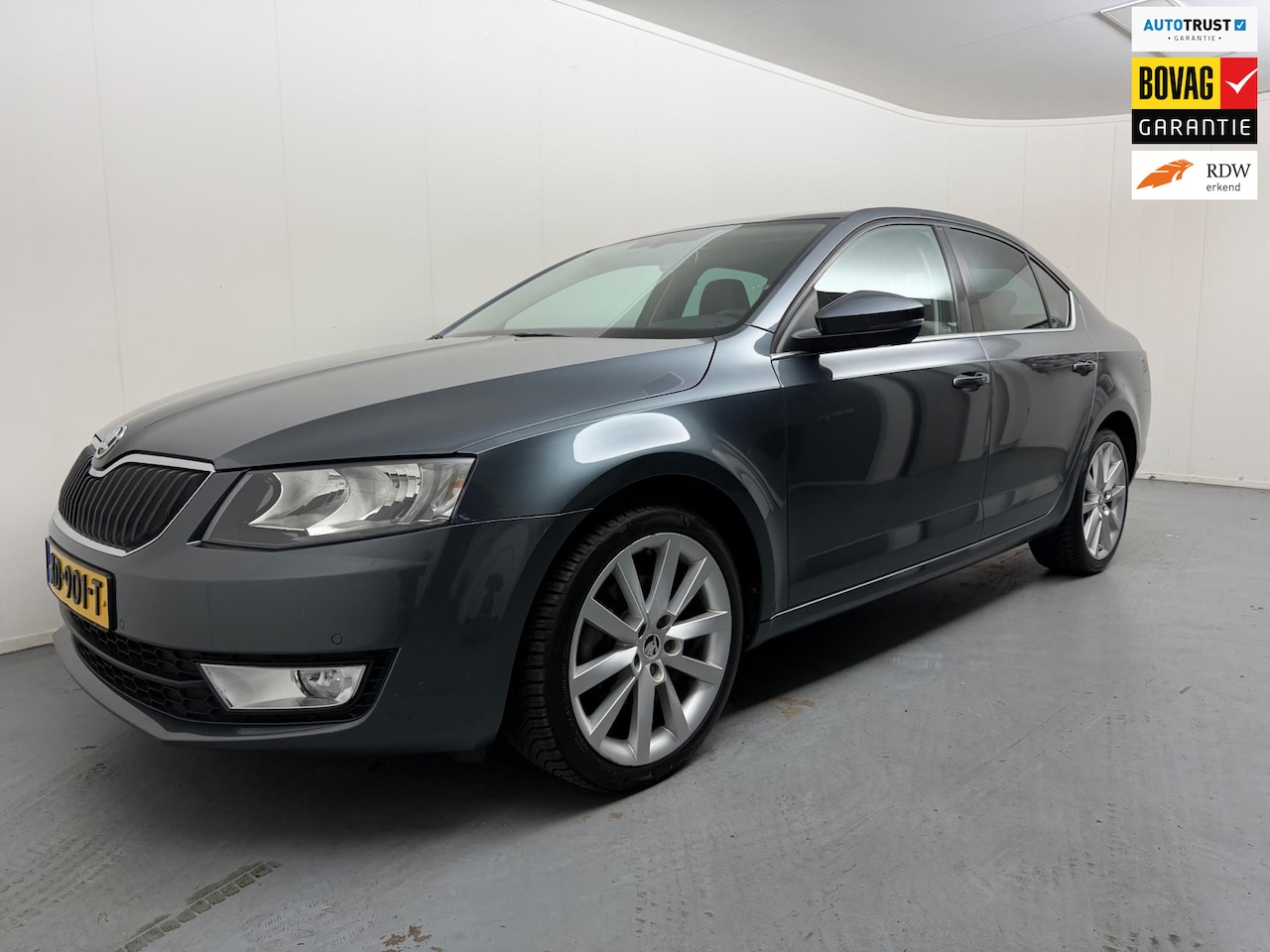 Skoda Octavia - 1.0 TSI Greentech Ambition Business # Clima # Navi # Stoelverwarming # Cruise # trekhaak - AutoWereld.nl