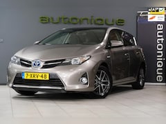 Toyota Auris - 1.8 Hybrid Lease+ |Panoramadak+Trekhaak| UNIEK 105dkm Leder/All-Season