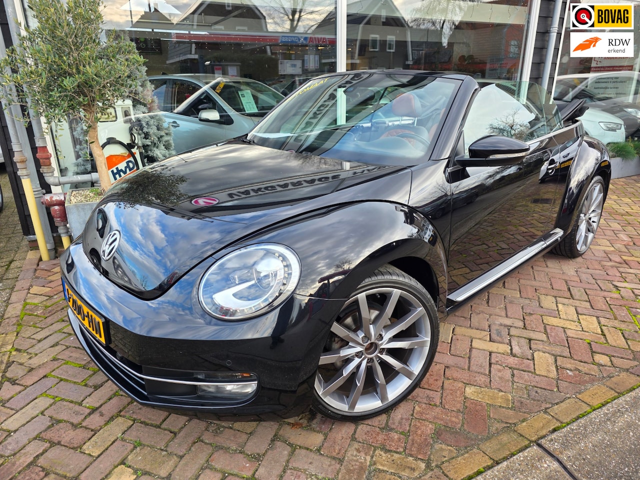 Volkswagen Beetle Cabriolet - 1.4 TSI Sport BlueMotion 1.4 TSI Sport BlueMotion,automaat,leder,topauto - AutoWereld.nl