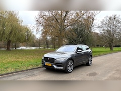 Jaguar F-Pace - 3.0 R-Sport AWD 122.760 km met alle historie. Exportprijs zonder BPM.