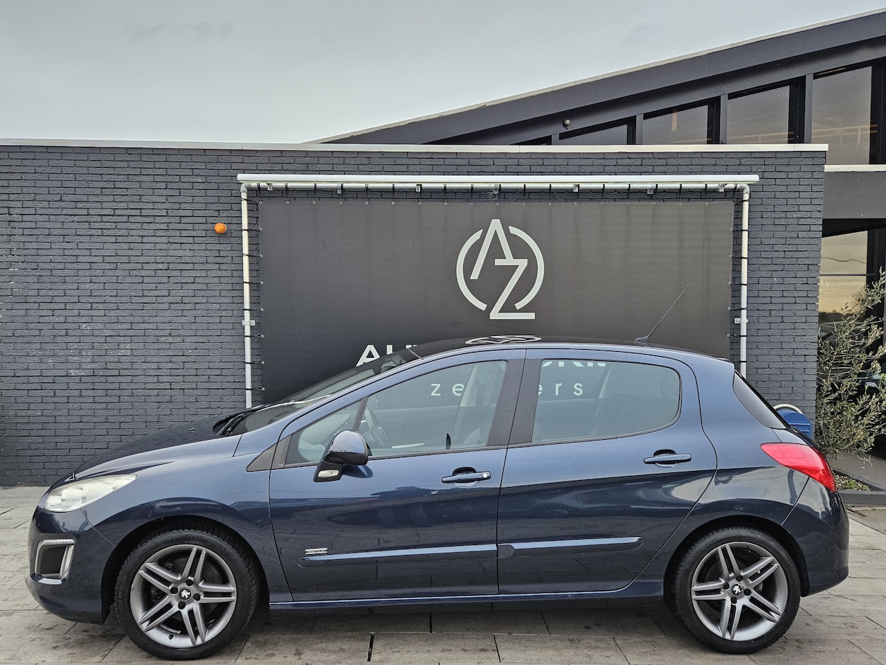 Peugeot 308 - 1.6 THP Sportium *AC*Pano*Navi*NW APK - AutoWereld.nl