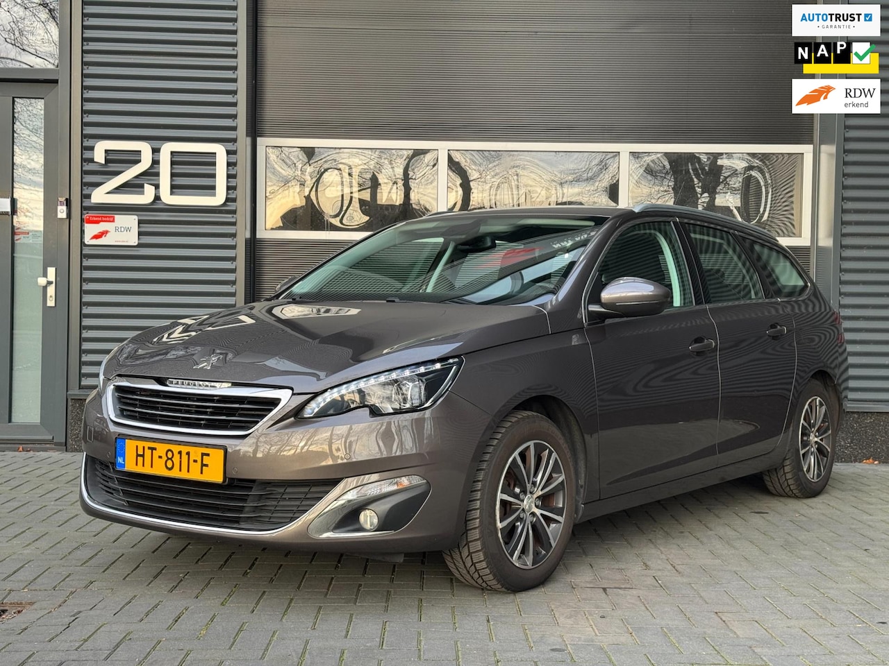 Peugeot 308 SW - 1.2 PureTech Allure | PDC | AIRCO | CRUISE | - AutoWereld.nl