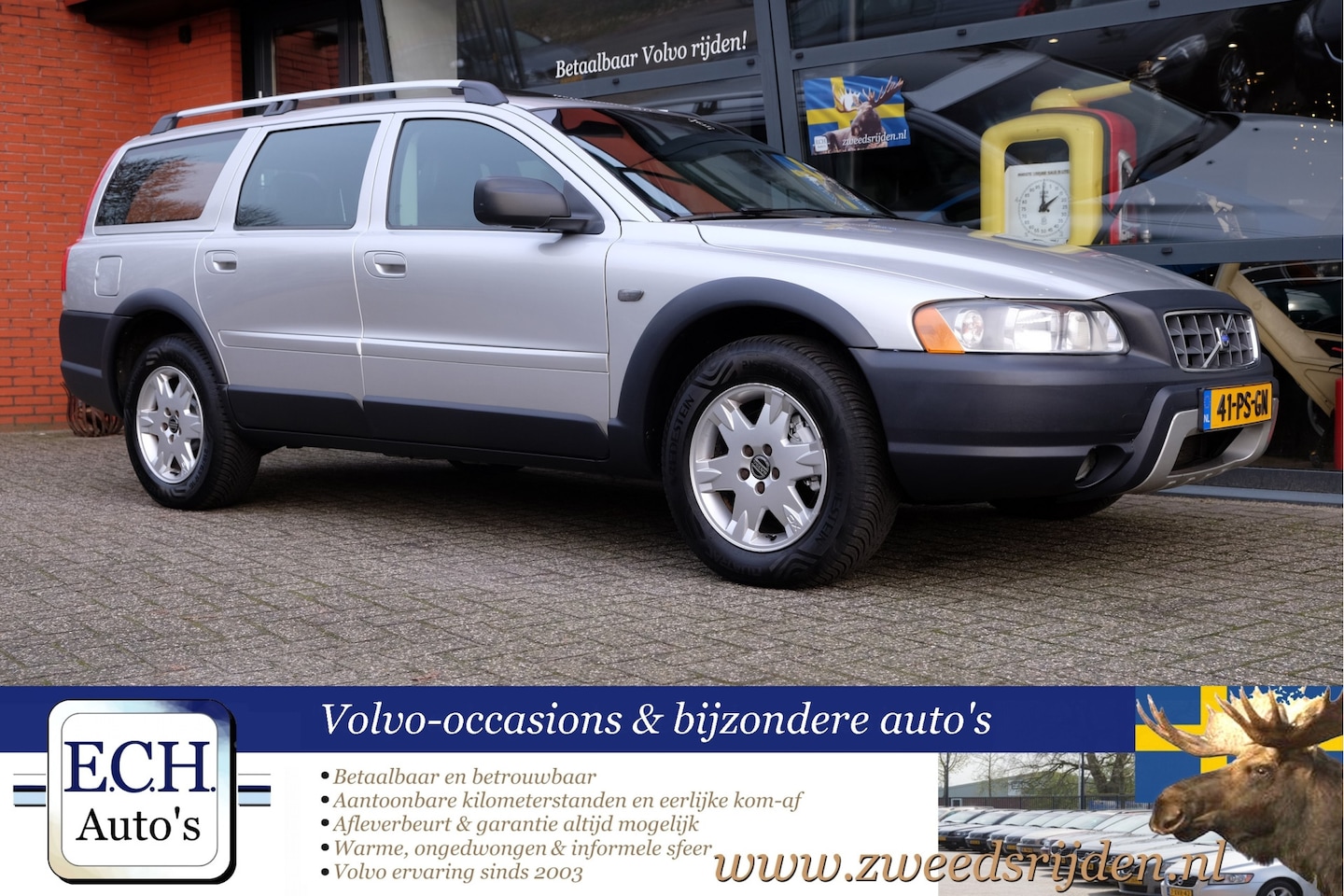 Volvo XC70 - 2.5 T 210 pk AWD Aut. Schuifdak, Trekhaak - AutoWereld.nl