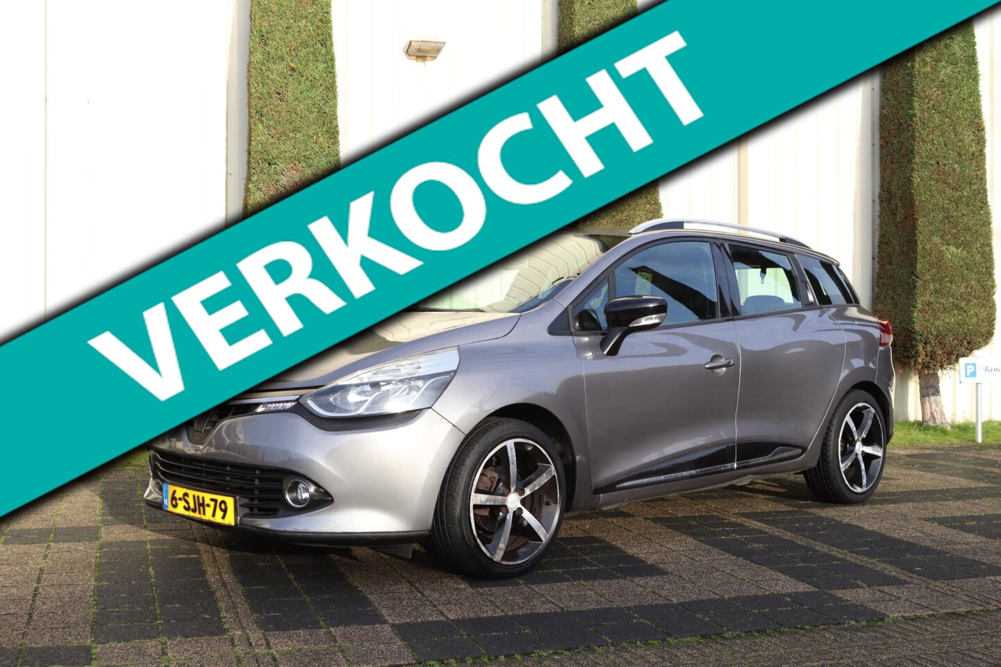 Renault Clio Estate - 0.9 TCe Expression Navigatie, Airco, LMV, APK 21-10-2026 - AutoWereld.nl