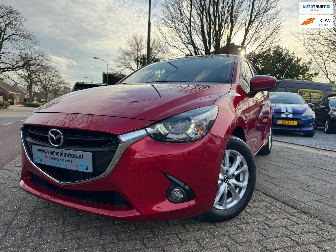 Mazda 2 - 1.5 Skyactiv A-C Elek Pakket Lmv Cruise Pdc Xenon - AutoWereld.nl