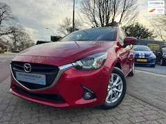 Mazda 2 - 2 1.5 Skyactiv A-C Elek Pakket Lmv Cruise Pdc Xenon