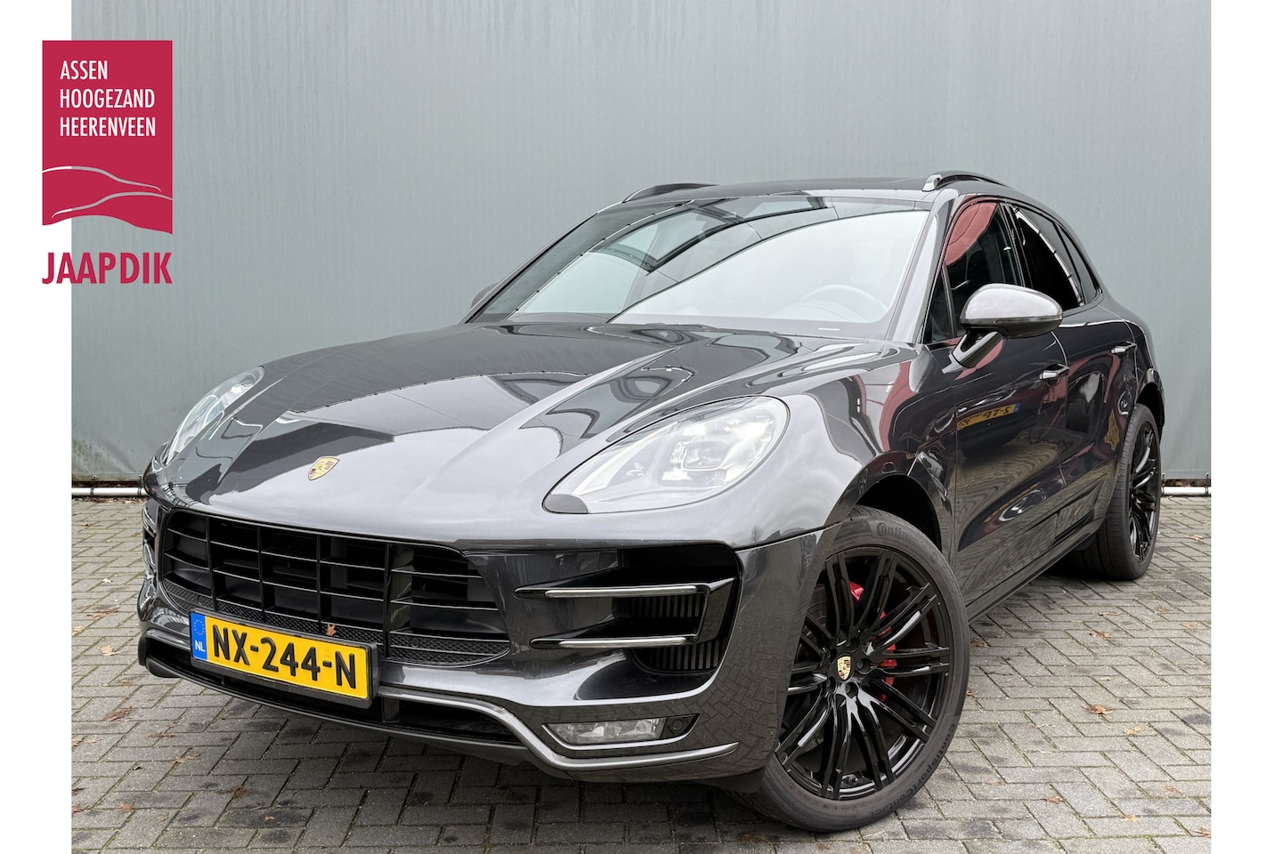 Porsche Macan - BWJ 2016 3.6 Turbo 400 PK AKRAPOVIC / CARBON PAKKET / SCHUIF PANO / MEMORY STOEL / BOSE / - AutoWereld.nl