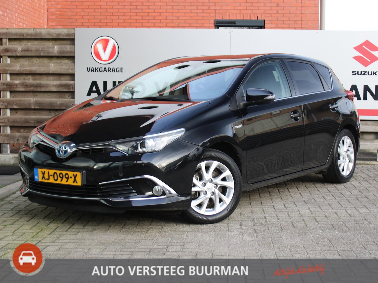 Toyota Auris - 1.8 Hybrid Energy Plus Achteruitrijcamera, Bluetooth, Navigatie, Cruise Control, Parkeerse - AutoWereld.nl
