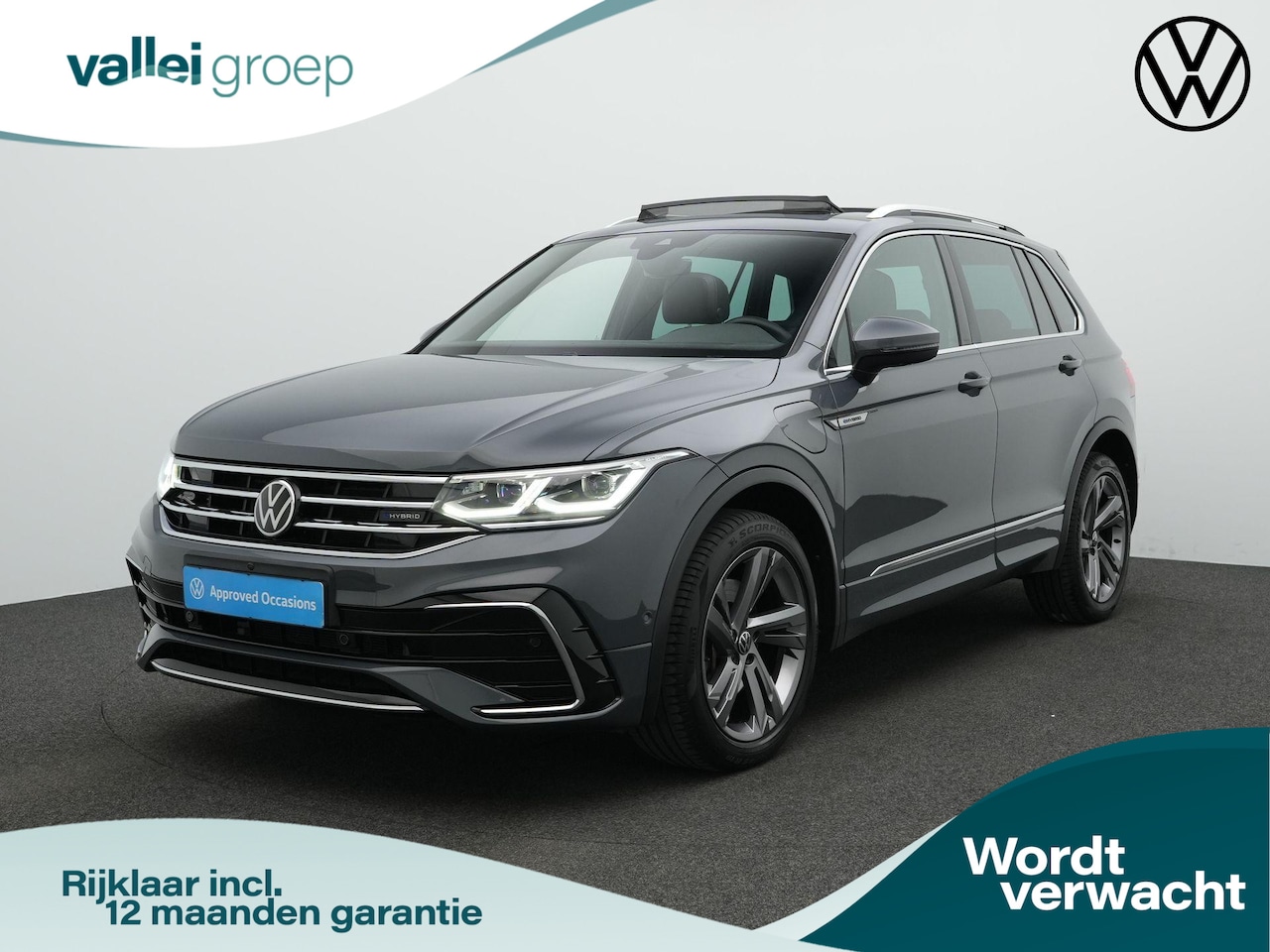 Volkswagen Tiguan - 1.4 TSI eHybrid 245 pk DSG R-Line Business+ | Panoramadak | Leder | Geheugenstoelen | 360 - AutoWereld.nl