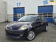 Renault Clio - 1.4-16V Exception PANO/NAP/TREKHAAK/AIRCO