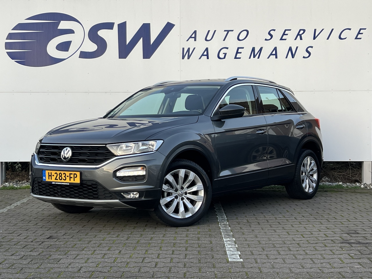 Volkswagen T-Roc - 1.0 TSI Style | Carplay | ACC | Climate | Stoelverwarming - AutoWereld.nl