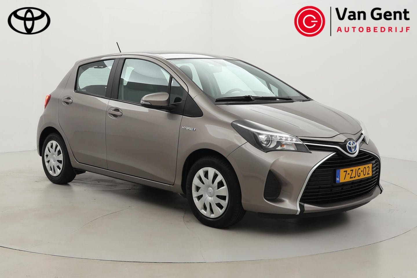 Toyota Yaris - 1.5 Hybrid Aspiration | Navigatie | Cruise Control | Clima | Camera | Bluetooth - AutoWereld.nl