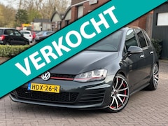 Volkswagen Golf - 2.0 TSI GTI