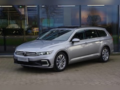 Volkswagen Passat Variant - 1.4 TSI PHEV GTE 218 PK Business, Elek. Trekhaak, Panoramadak, Memory, Matrix LED, Winterp