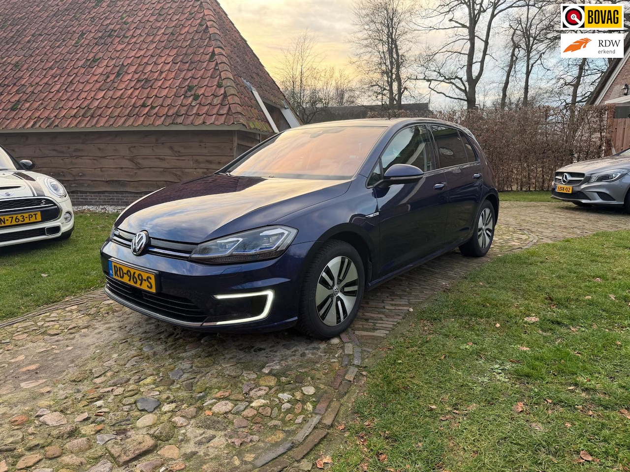 Volkswagen e-Golf - E-Golf-Virtual-Camera-Stoelverwarming-BTW auto- - AutoWereld.nl