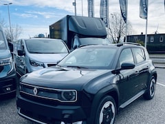 Renault 4 - 4 E-Tech Evolution Comfort Range Van