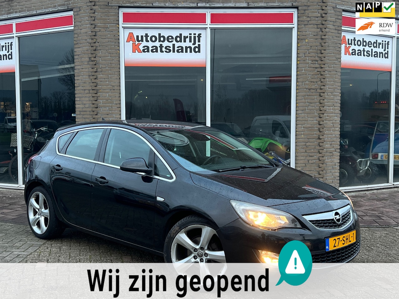 Opel Astra - 1.4 Turbo Sport - Navi - Clima - Cruise - Sportstoelen - 2011 - AutoWereld.nl