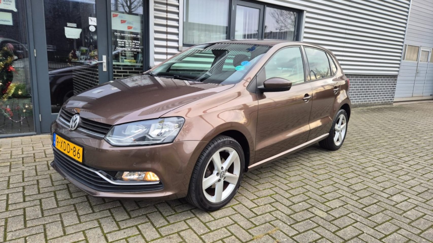 Volkswagen Polo - 1.2 TSI HIGHLINE NAVI ACC AIRCO CRUISE PDC LV - AutoWereld.nl