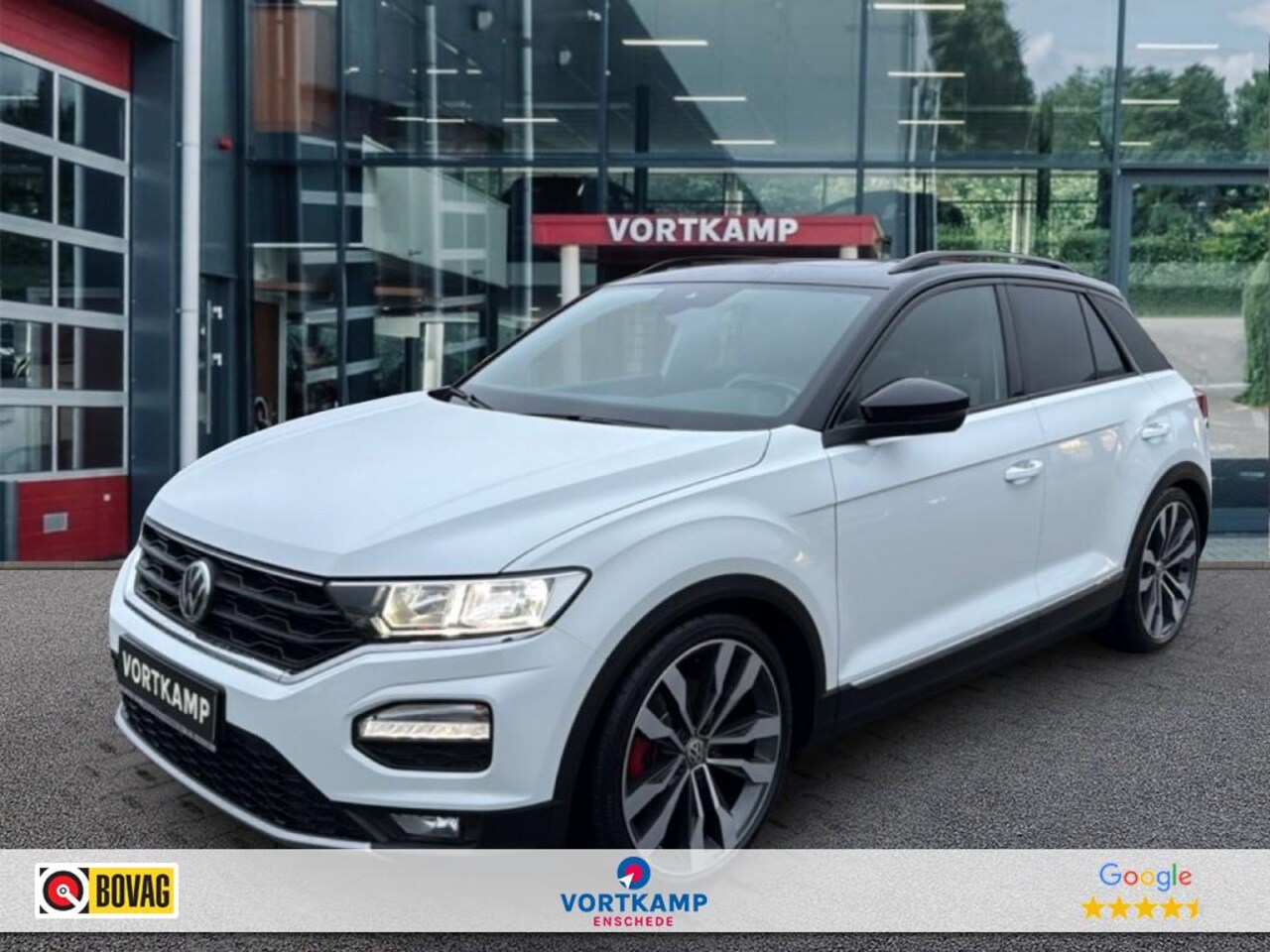 Volkswagen T-Roc - 1.5 TSI SPORT PANO/CAMERA/ACC/STOELVERW./NAVI - AutoWereld.nl