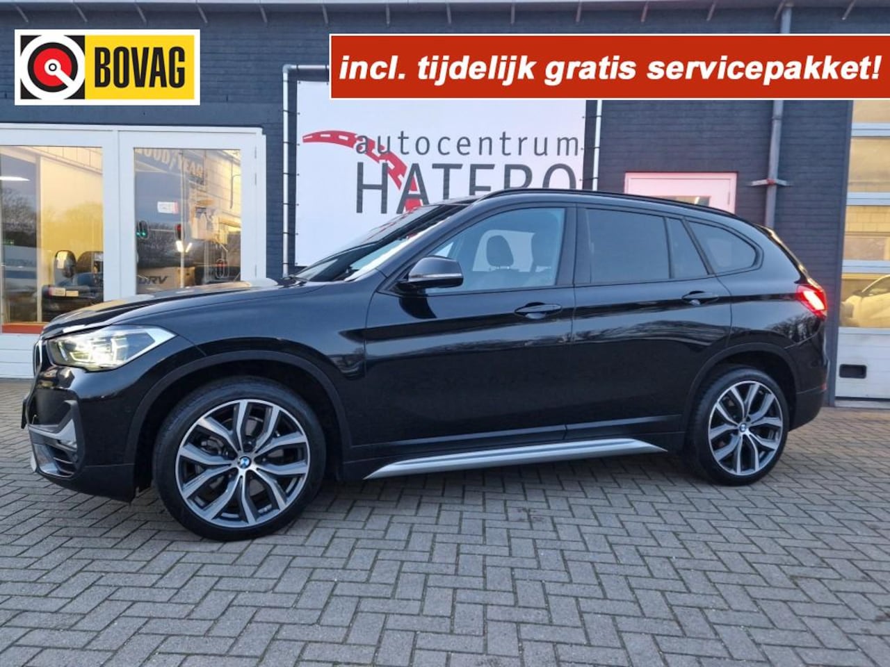 BMW X1 - 120i 2.0i S-DRIVE M-Sport HEUD Camera Leder Pano Led Vision 18LM - AutoWereld.nl