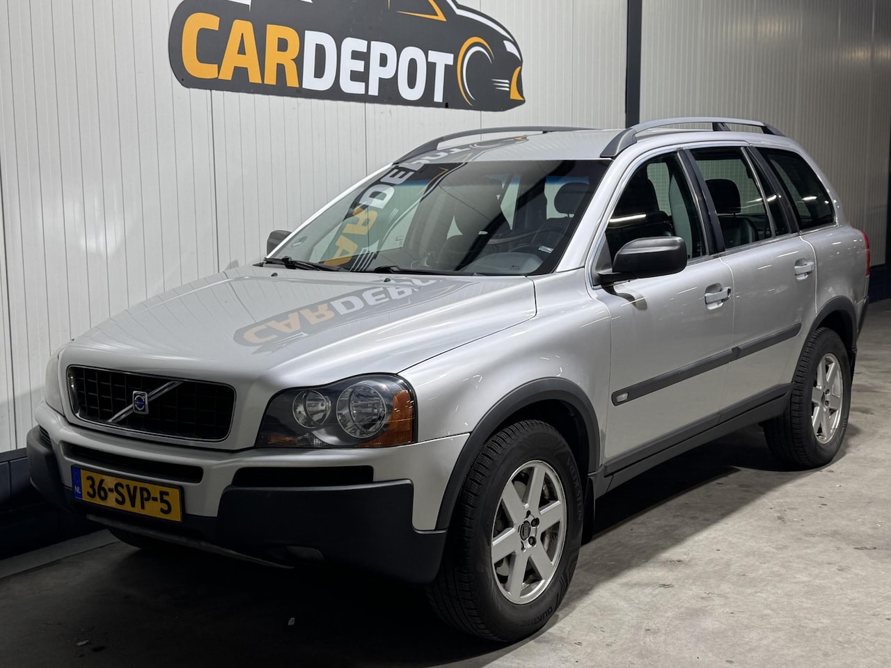 Volvo XC90 - 2.5 T Elan 2.5 T Elan - AutoWereld.nl