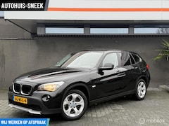 BMW X1 - sDrive18i Executive Automaat | Sportstoelen | CarPlay