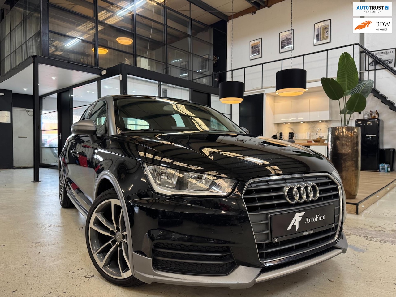 Audi A1 Sportback - 1.0 TFSI Facelift Nette auto Lage km Dealer onderhouden Cruise Control - AutoWereld.nl