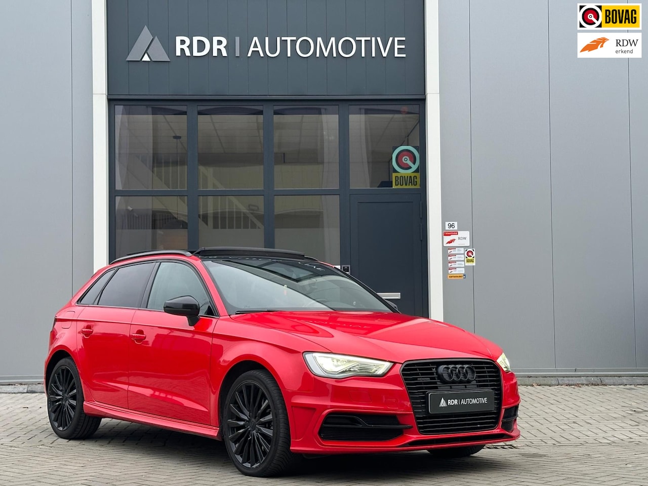 Audi A3 Sportback - 1.4 e-tron PHEV Ambition Pro Line plus 1.4 e-tron PHEV Ambition Pro Line plus - AutoWereld.nl